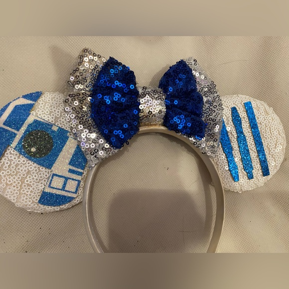 2 Star Wars Sequin Bow Headband Set - Blue and Orange adult or kids - Picture 6 of 7